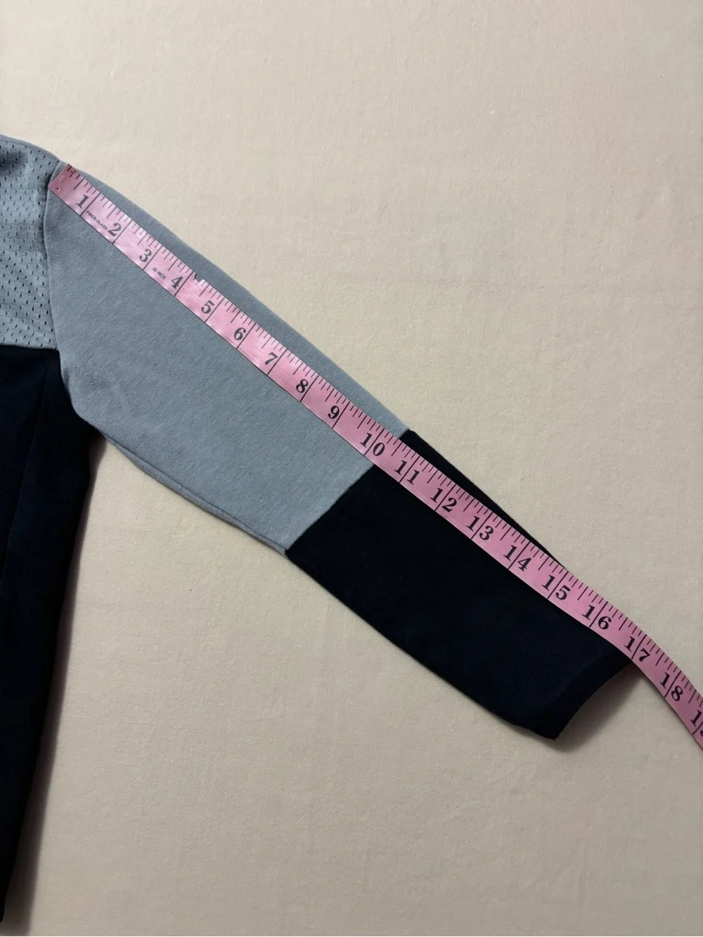 GAP Kids Two-Tone Hooded Zip Jacket Light Gray & Black Size Small